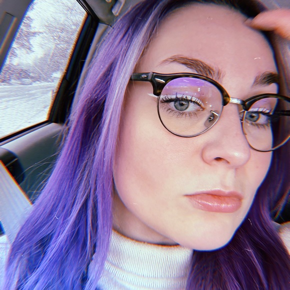 Meet your Posher, Leanna - Picture 1 of 1